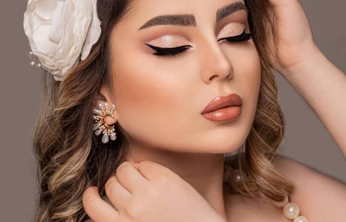 فروشگاه دوستان| اسباب بازی| لباس زیرزنانه| ادکلن|بدلیجات|آرایشی|همدان